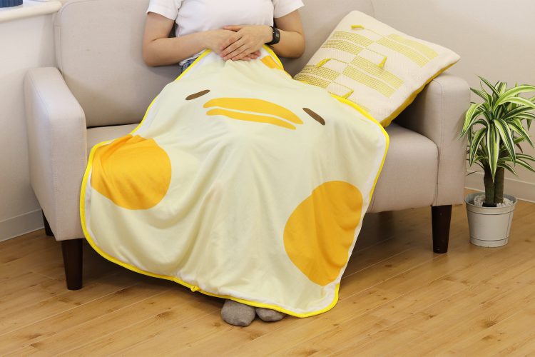 ぴよりんひんやりブランケット販売開始！